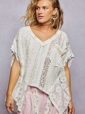 POL Boho Lace Patchwork V-Neck Blouse in White/Cream SM-LG